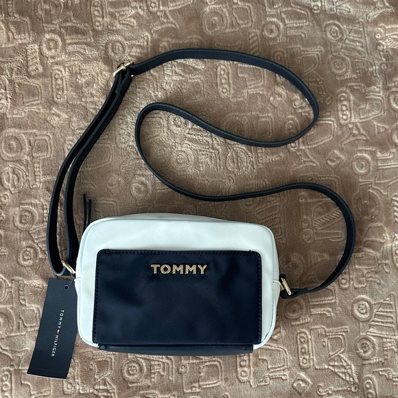 Tommy Hilfiger Navy and White Crossbody Bag - Picture 1 of 7